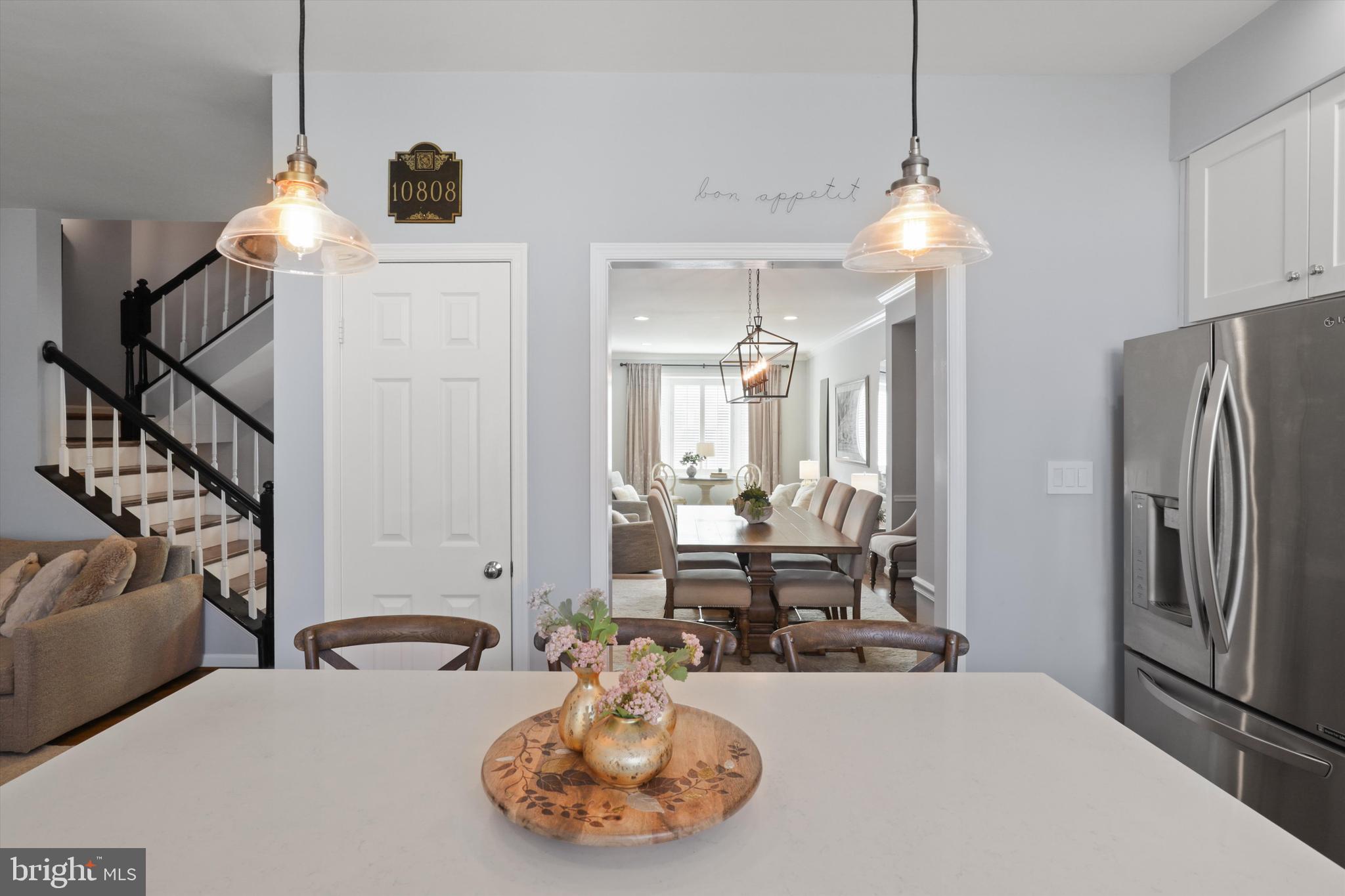 10202 ASPEN WILLOW DRIVE