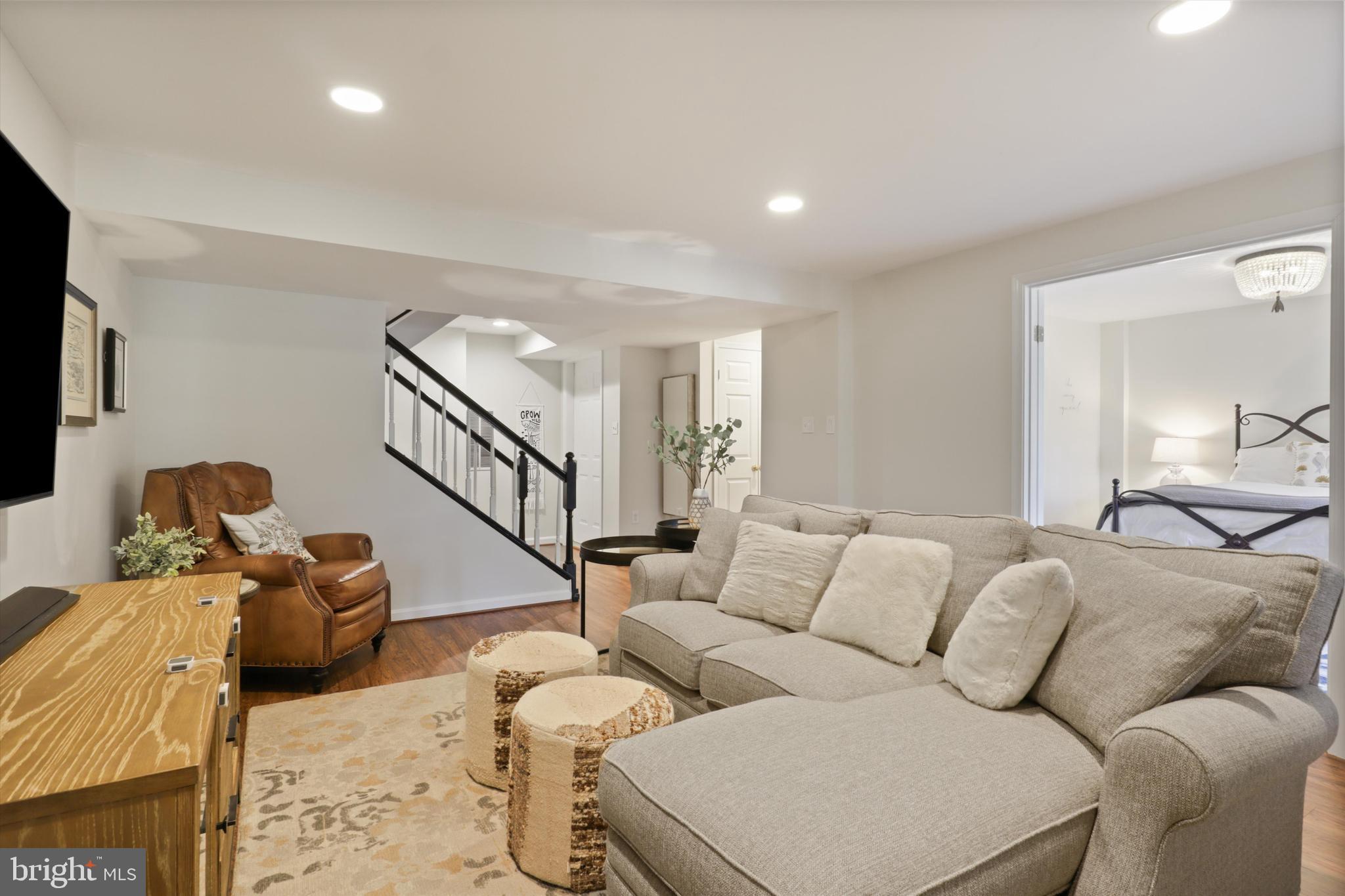 ASPEN GROVE - Residential