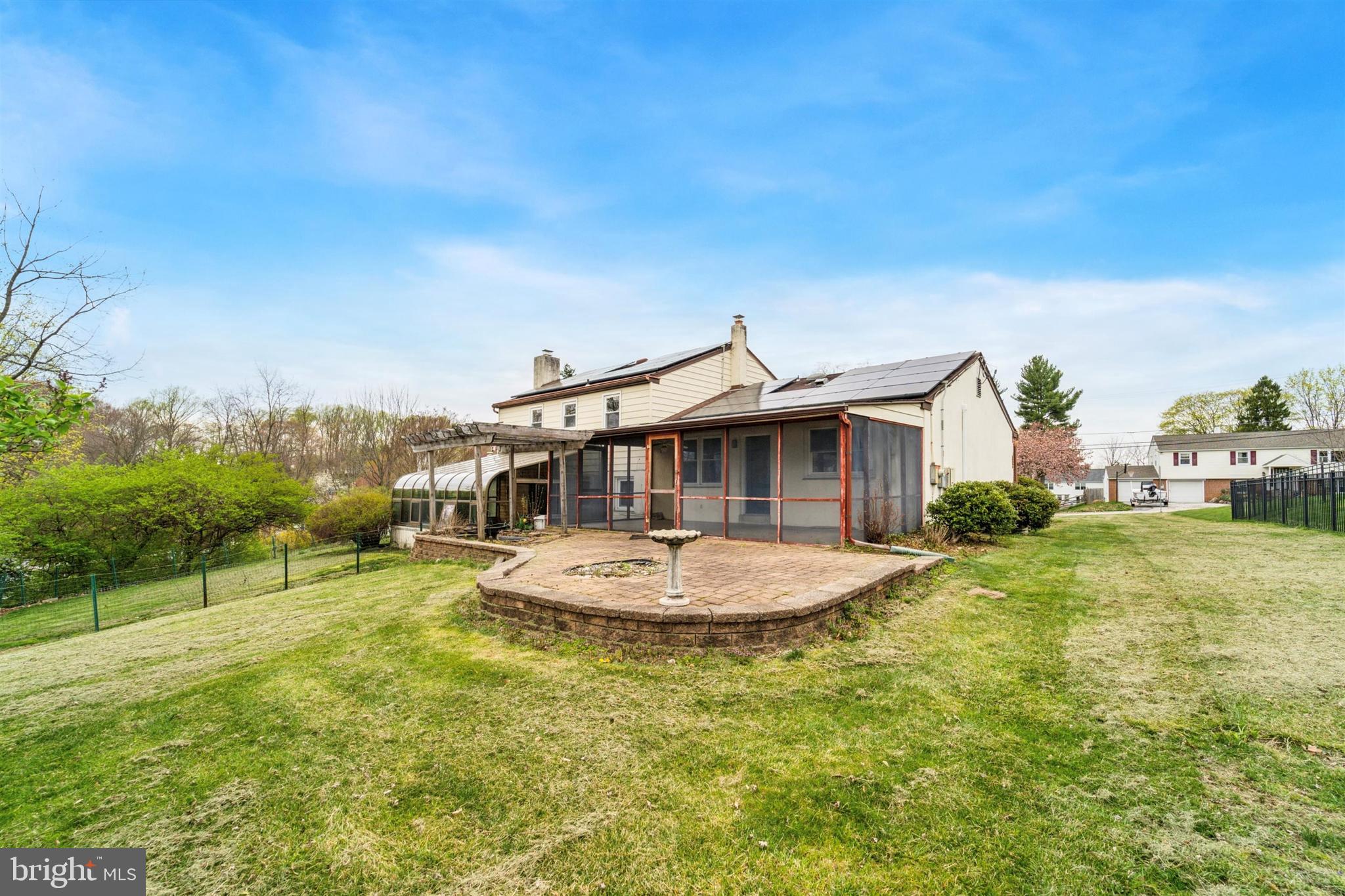 FALCONCREST - Residential