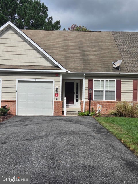 Condo For Sale - 8 Tangle Wood Court #8<br/> OCEAN PINES, MD 21811