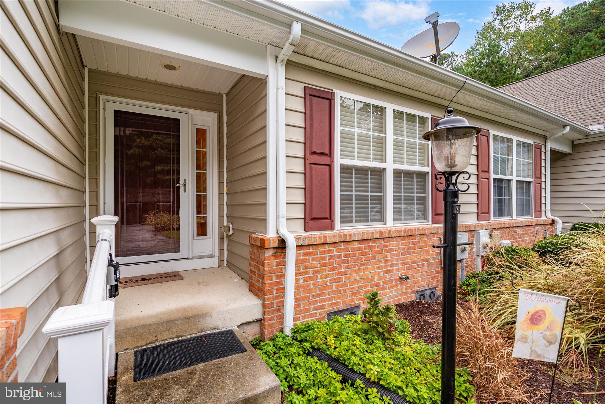 8 TANGLE WOOD COURT 8