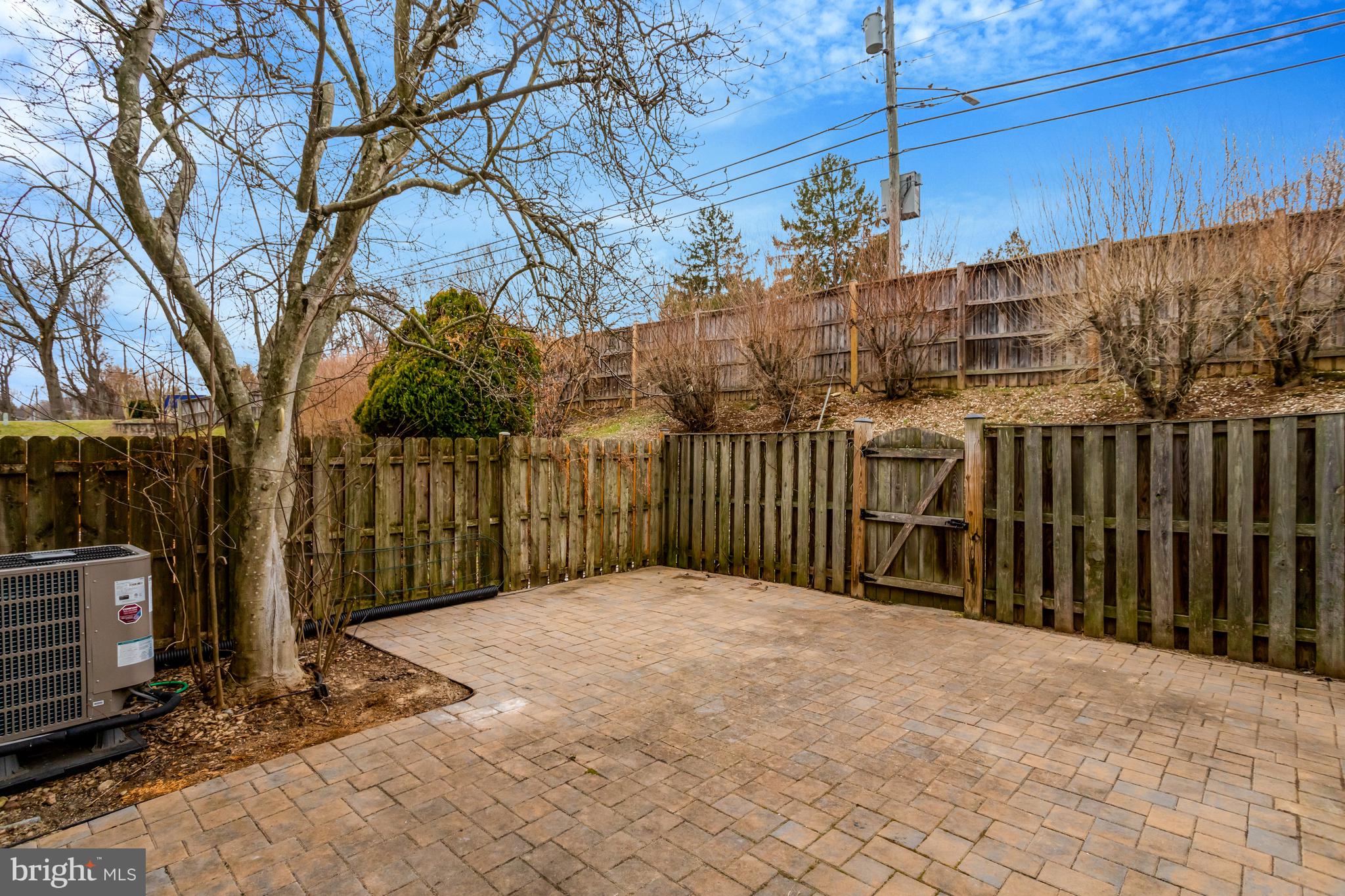 GLEN COVE - Residential