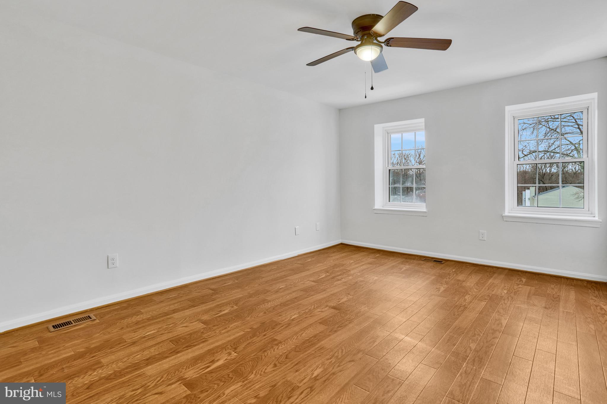 GLEN COVE - Residential