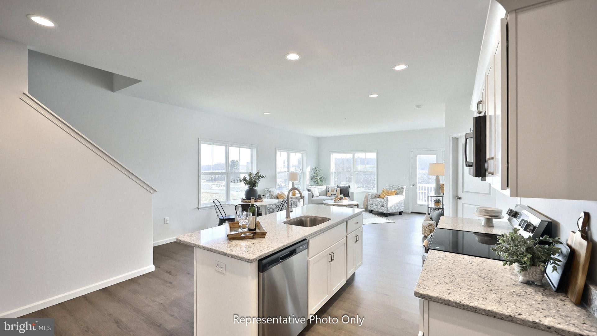 IRON MILL TOWNES - Residential