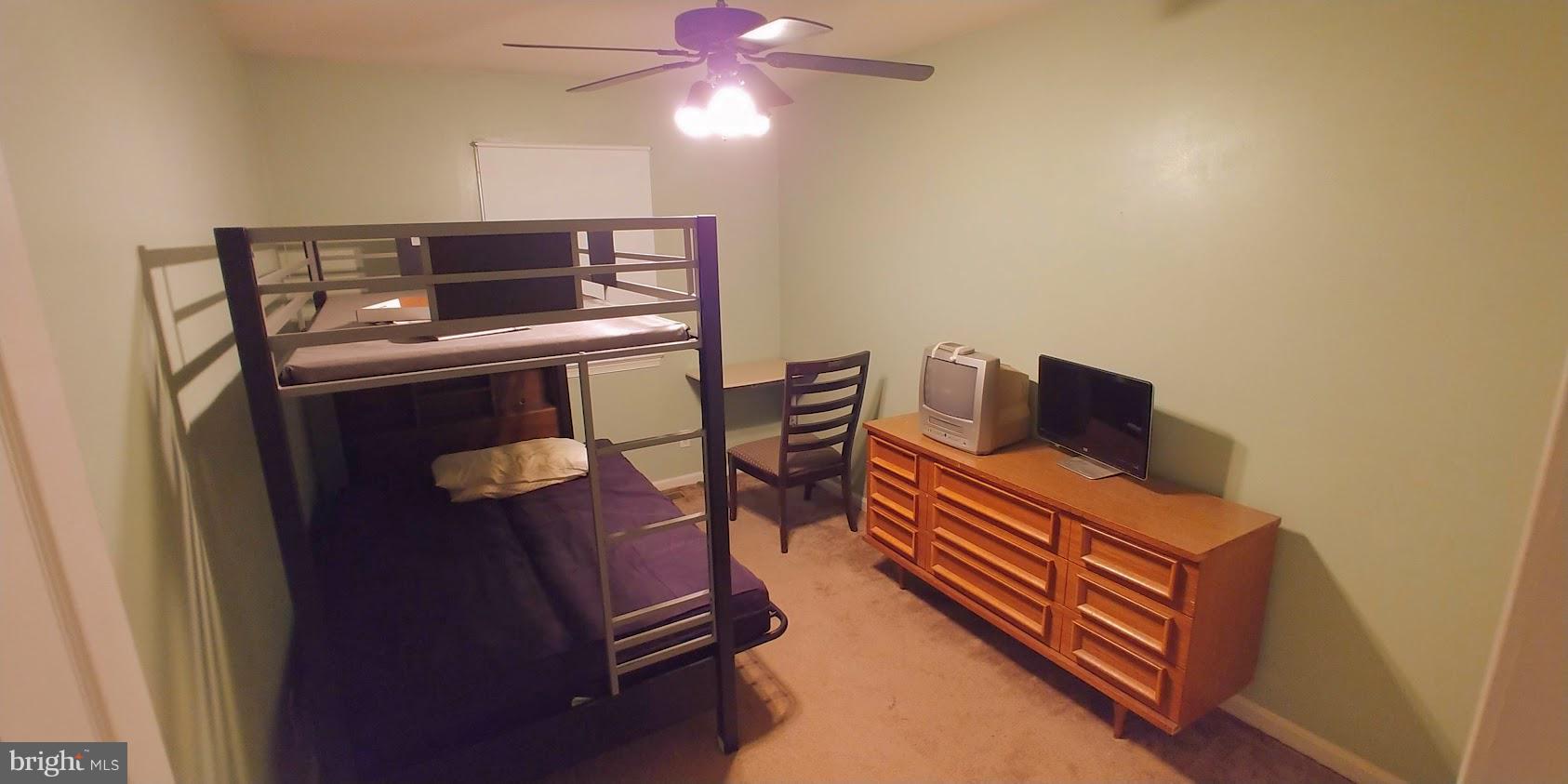 OLDE GREENWICH - Residential