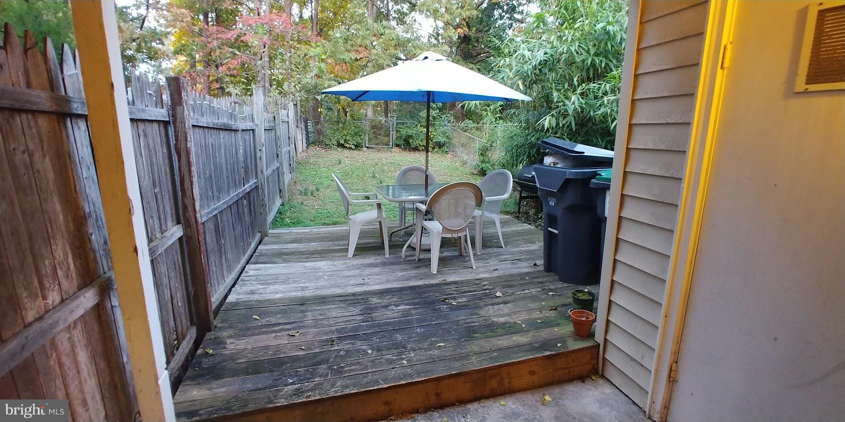 OLDE GREENWICH - Residential