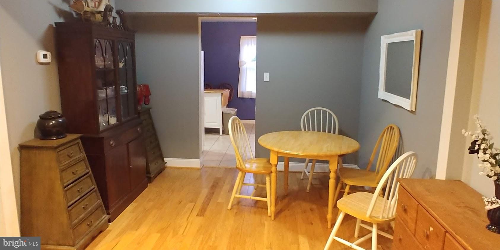 OLDE GREENWICH - Residential