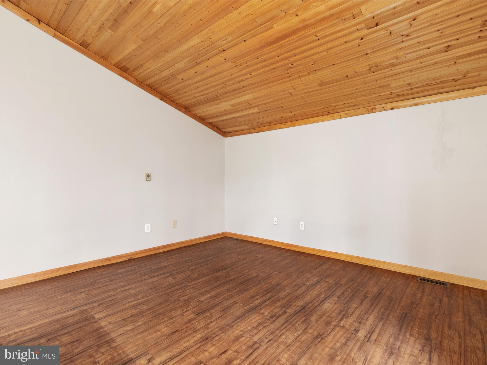 CHERRY RUN VILLAGE - Residential