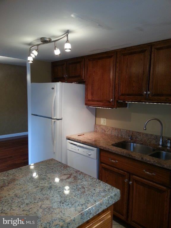 PAXTON CROSSING - Residential