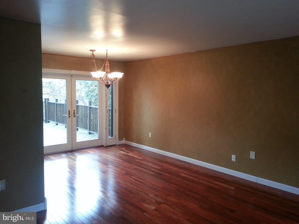 PAXTON CROSSING - Residential