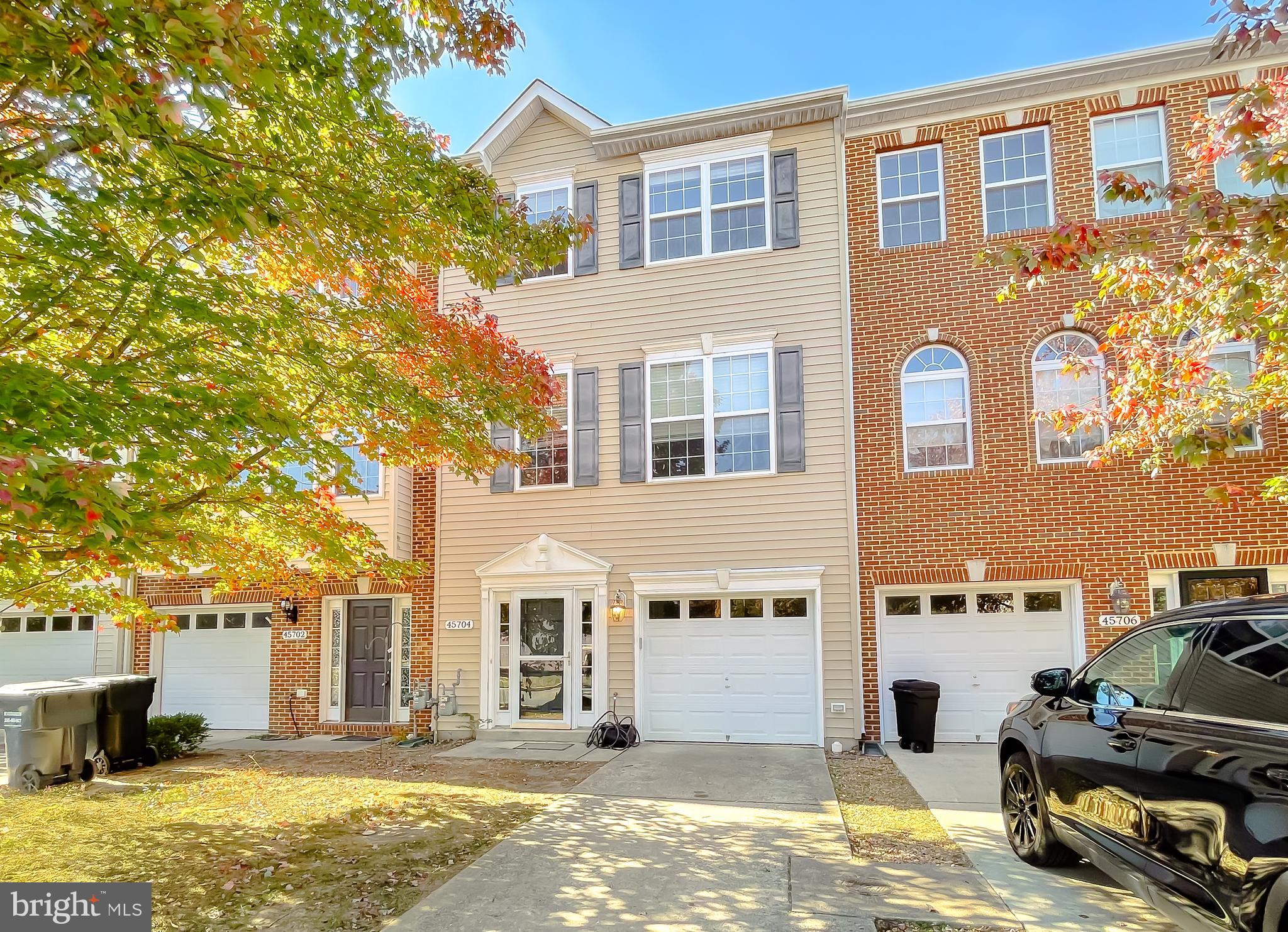 THE TOWNES AT GREENVIEW WEST - Residential Lease