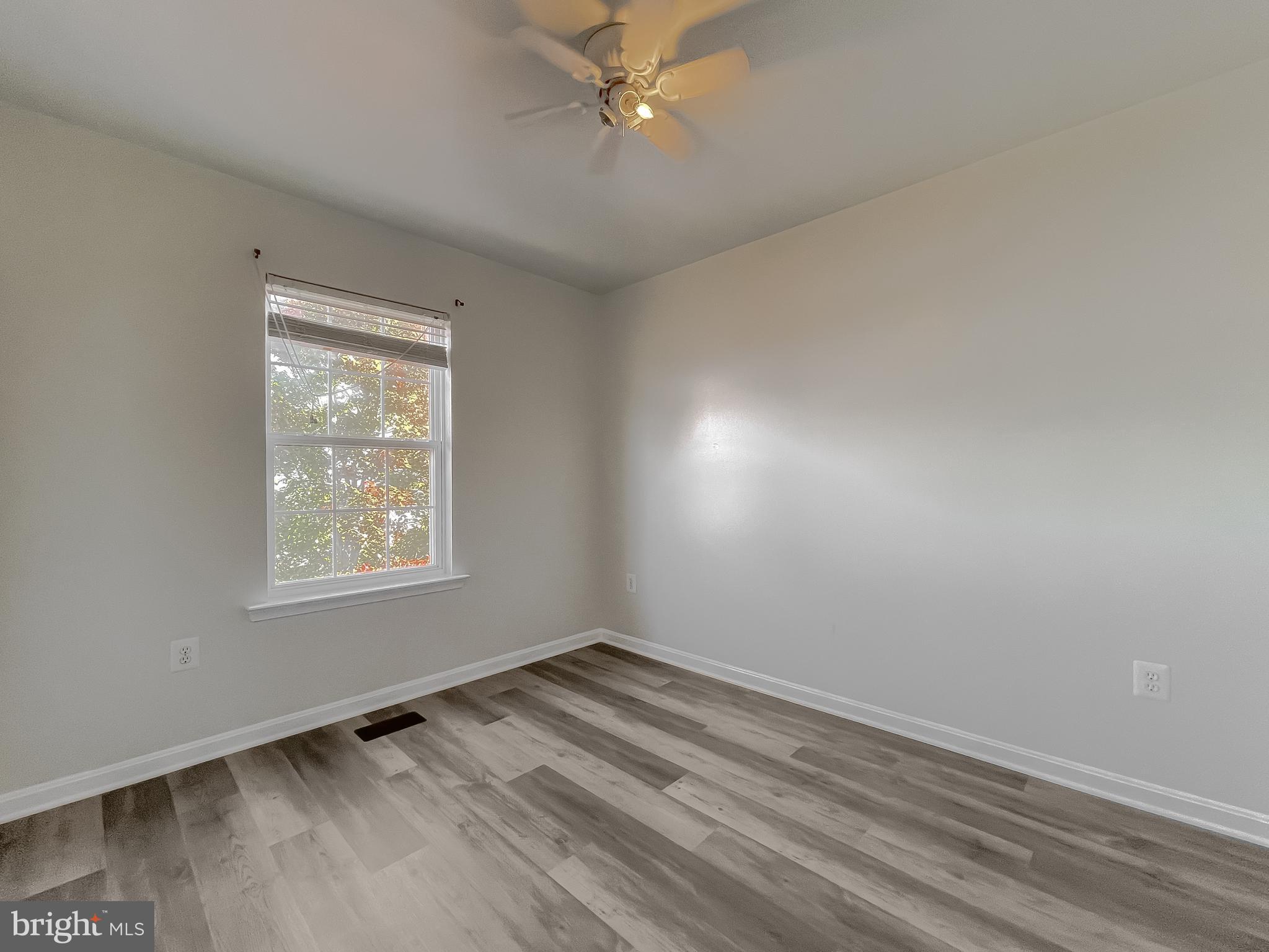 THE TOWNES AT GREENVIEW WEST - Residential Lease