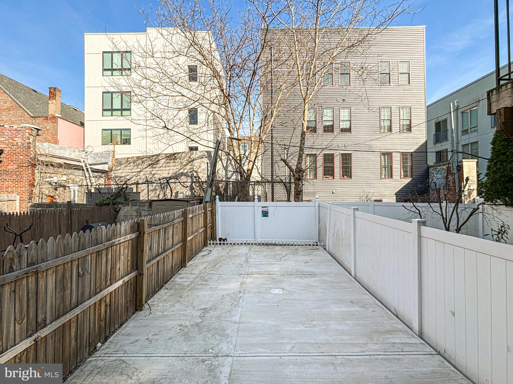 GRADUATE HOSPITAL - Residential Lease