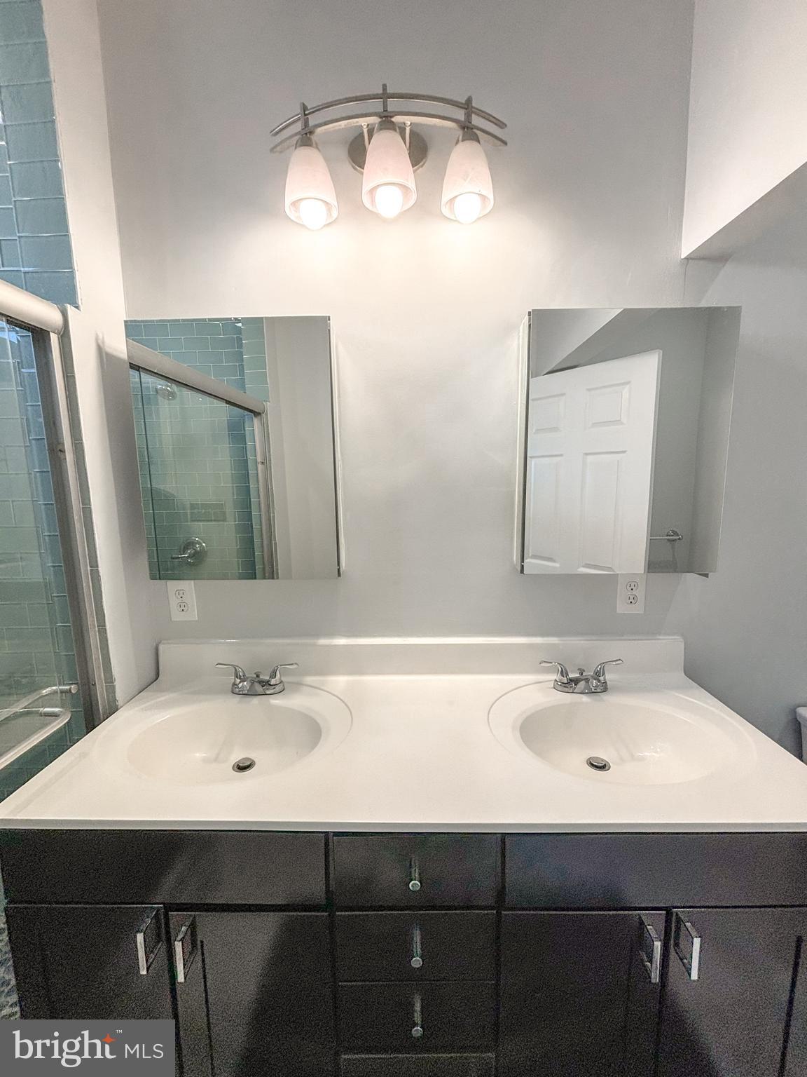 GRADUATE HOSPITAL - Residential Lease