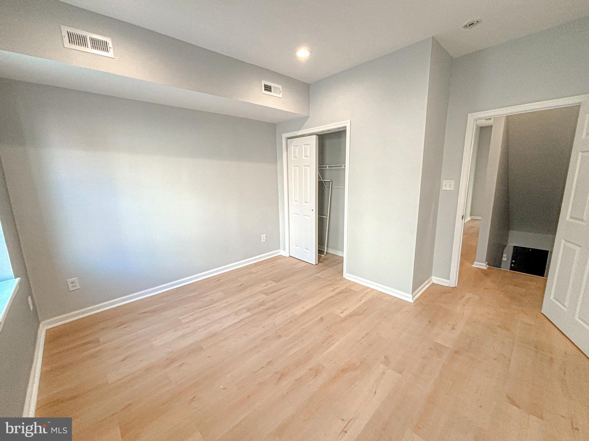 GRADUATE HOSPITAL - Residential Lease