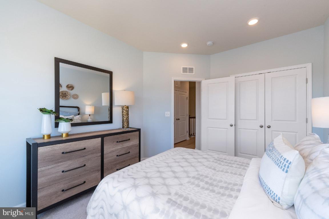 RESERVE AT DAMASCUS - Residential