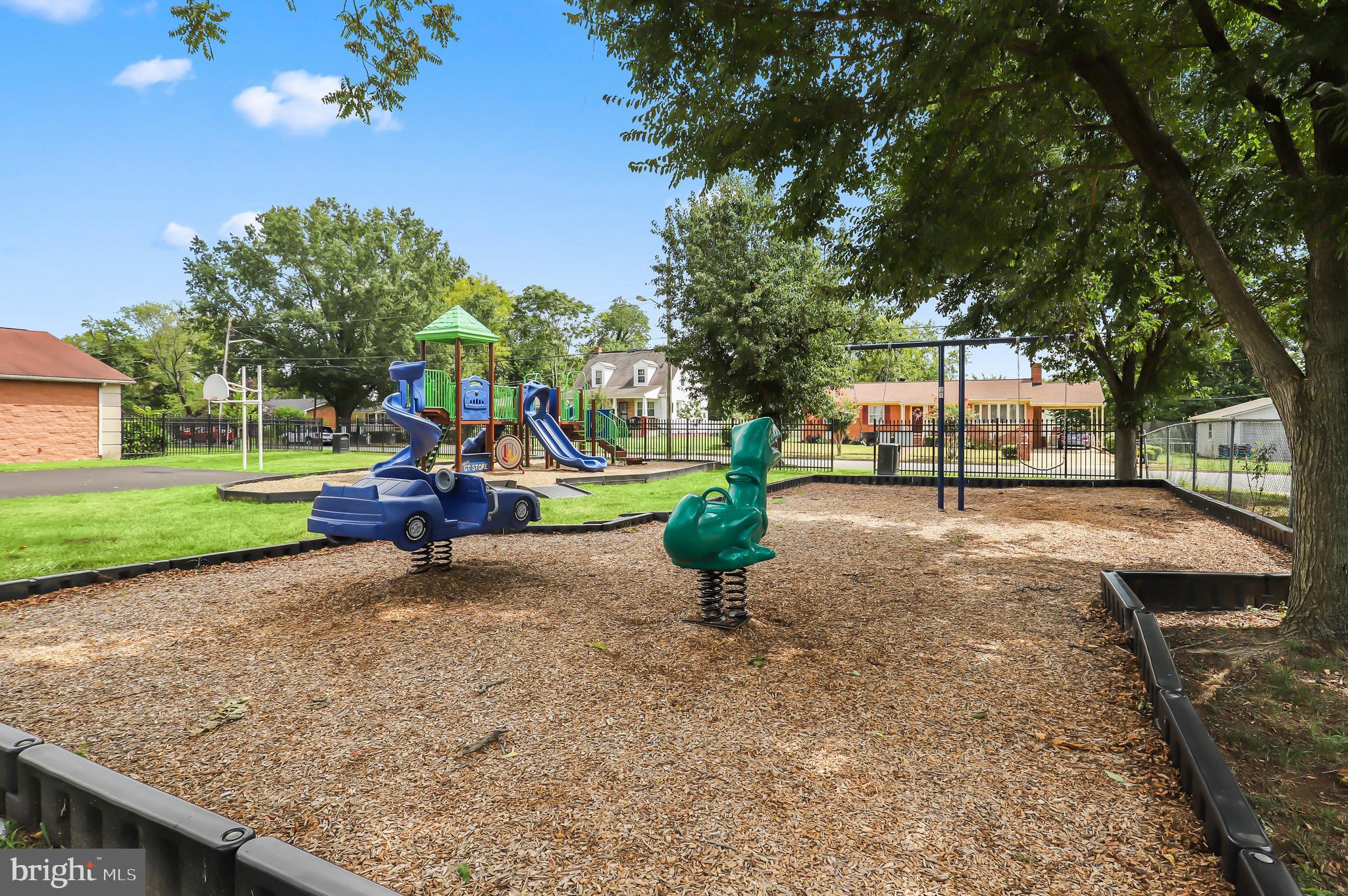 MAYFIELD - Residential