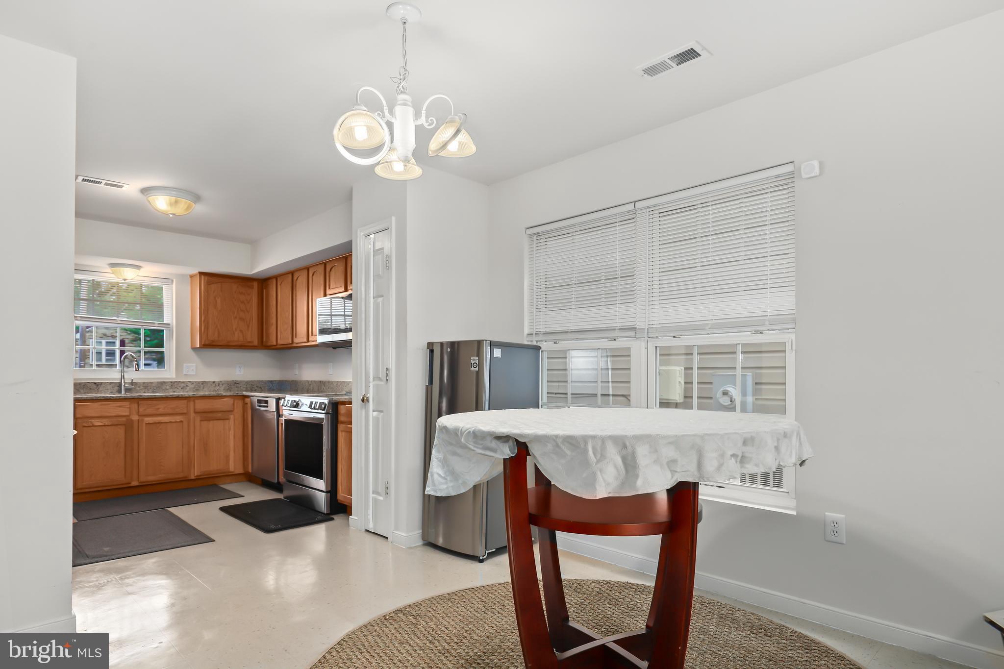 MAYFIELD - Residential