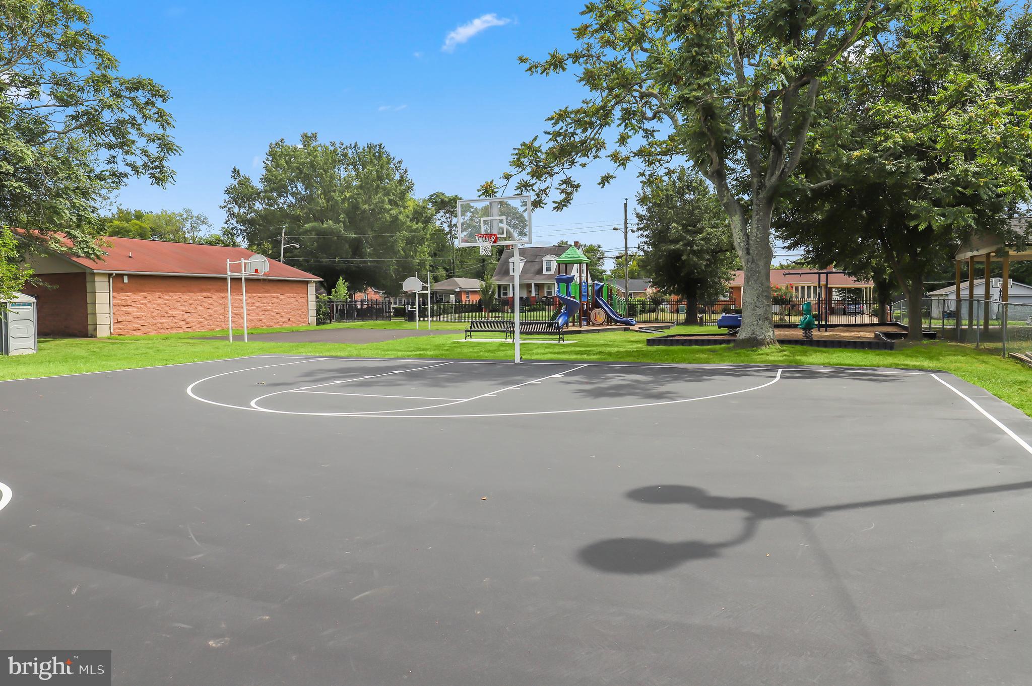 MAYFIELD - Residential