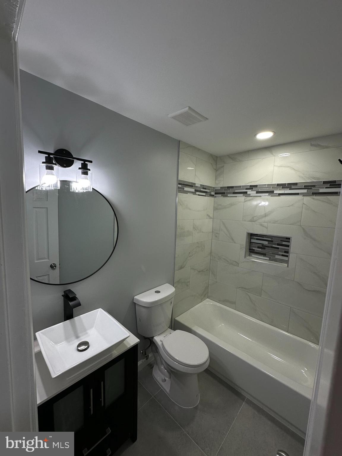 LYNNBROOK SUB - Residential