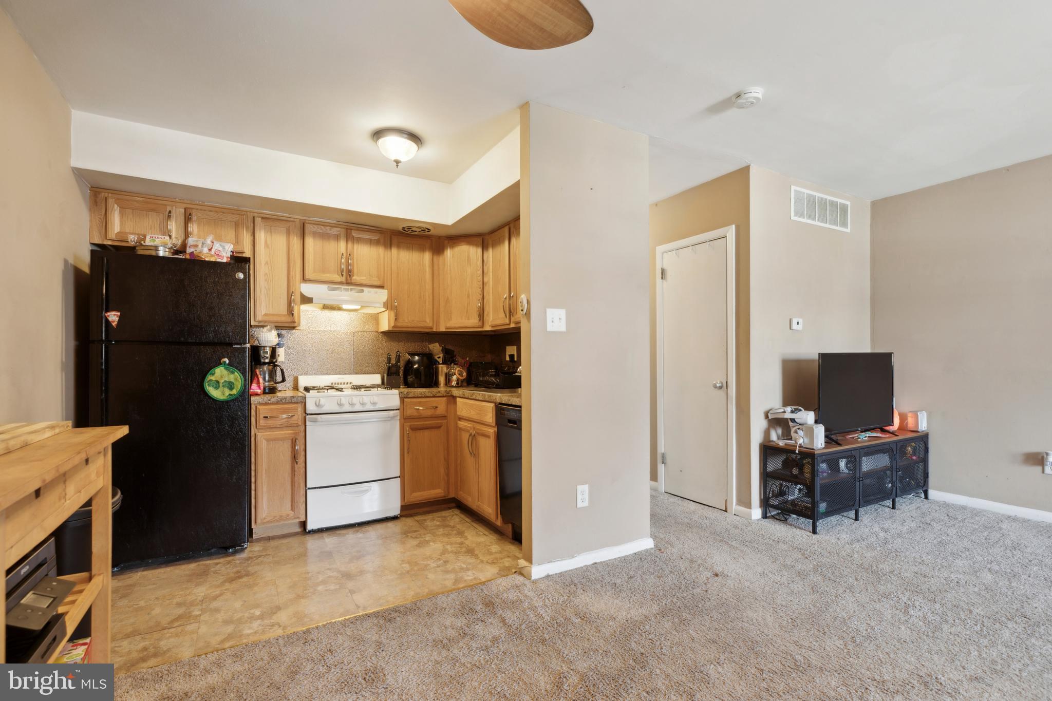 ROXBOROUGH - Residential