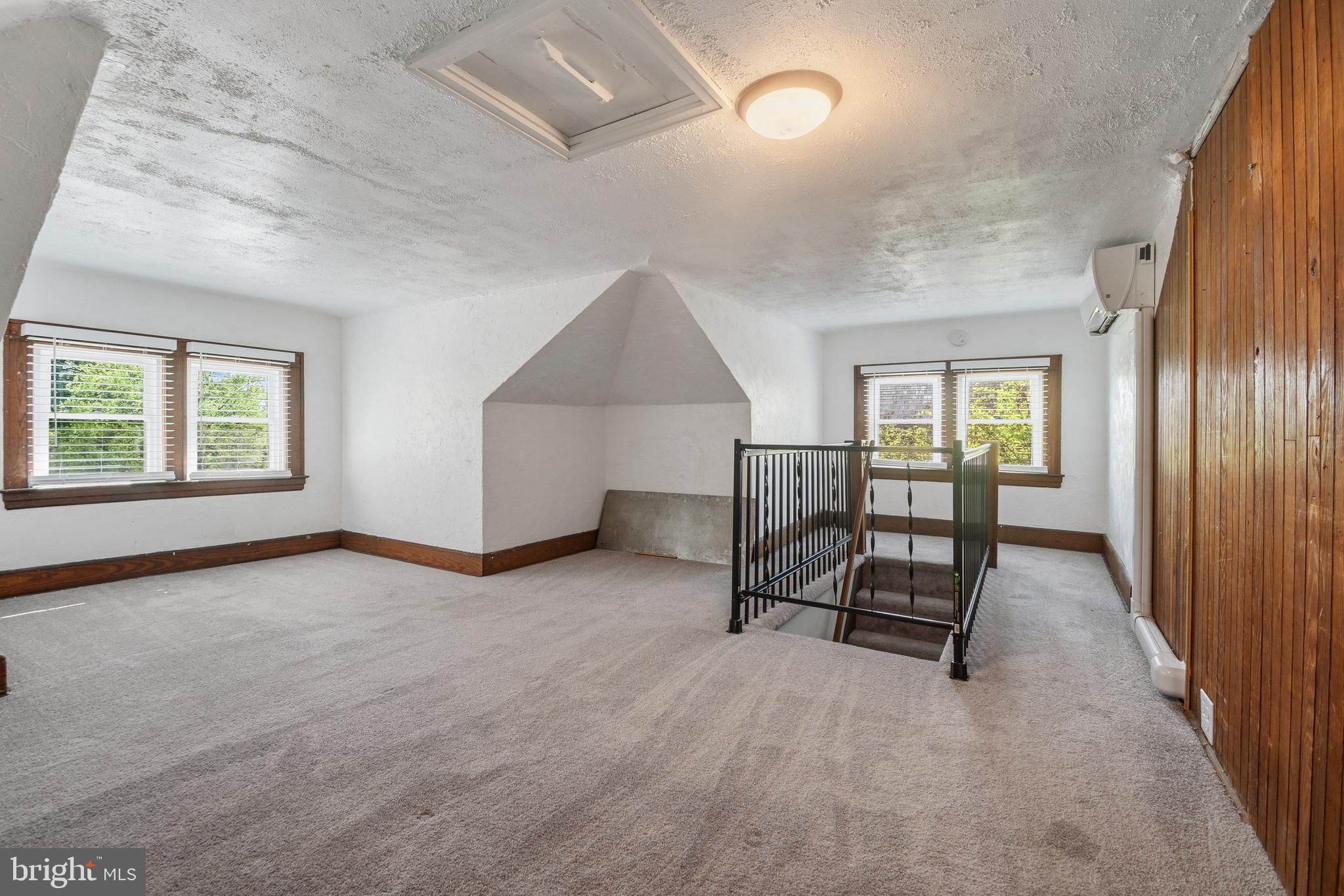 IRVINGTON - Residential