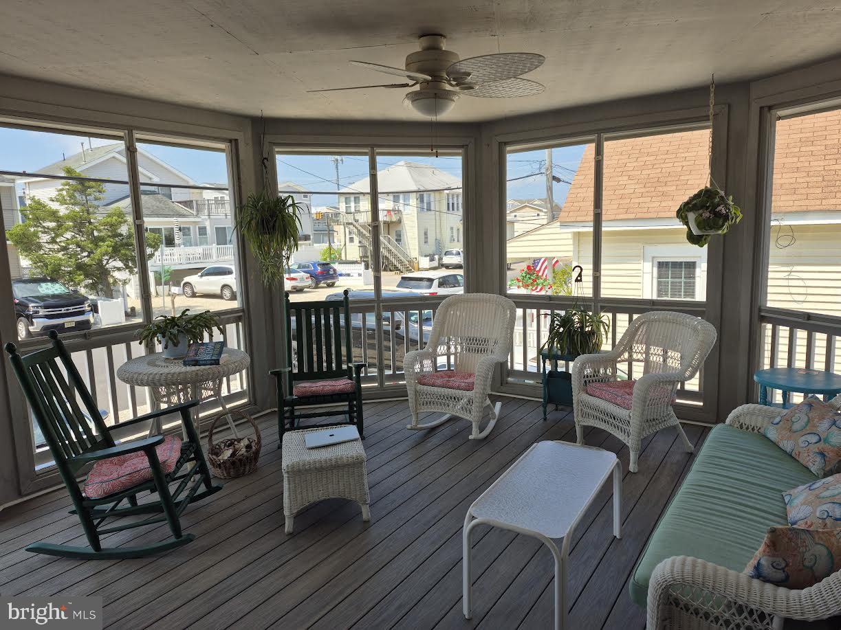 11 E JEANETTE AVENUE