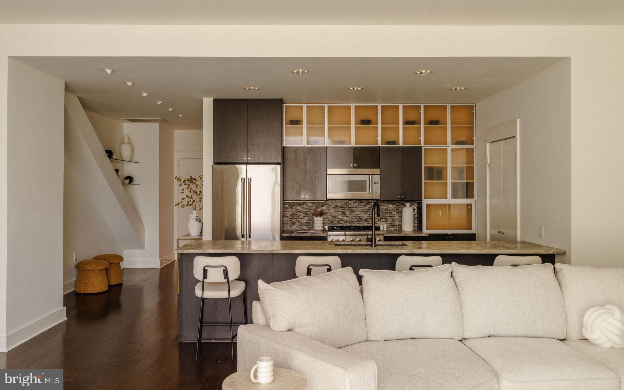 WASHINGTON SQ WEST - Residential