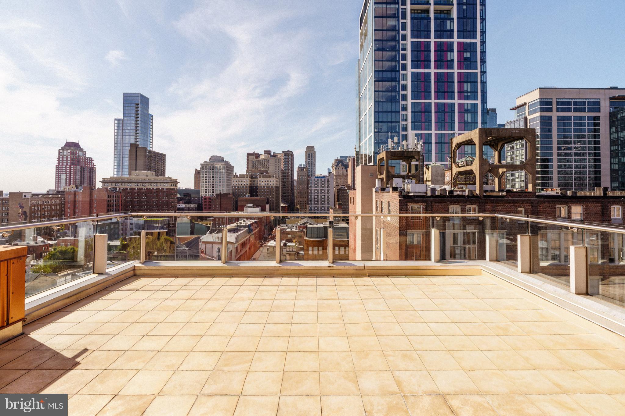 WASHINGTON SQ WEST - Residential