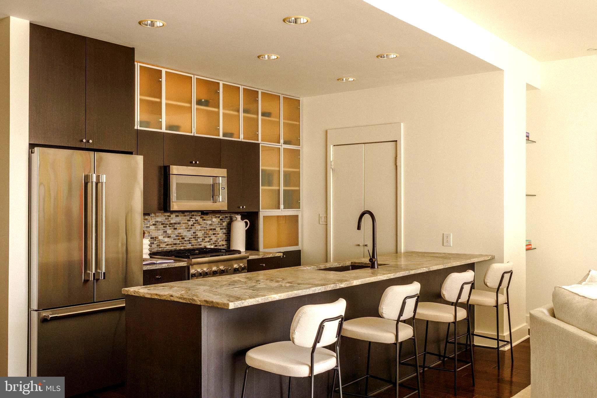 WASHINGTON SQ WEST - Residential