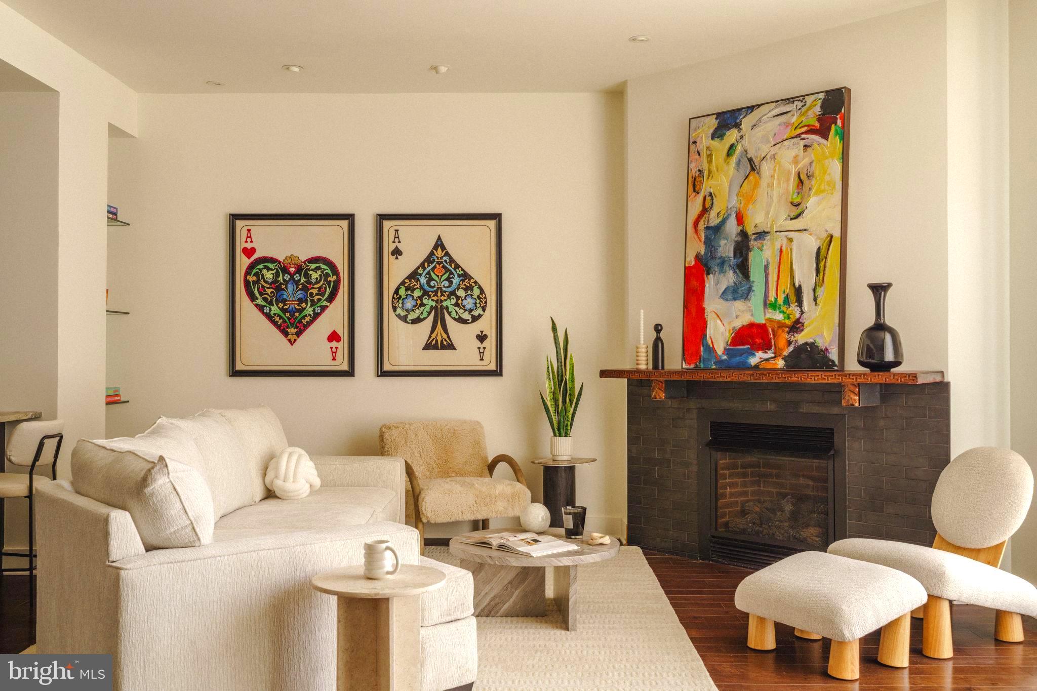 WASHINGTON SQ WEST - Residential