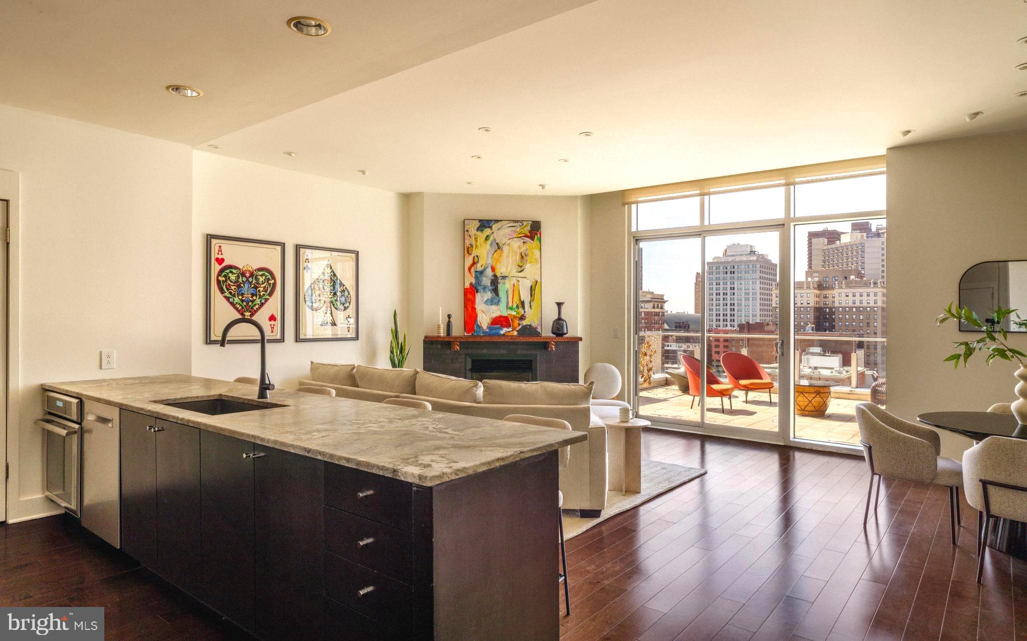 WASHINGTON SQ WEST - Residential