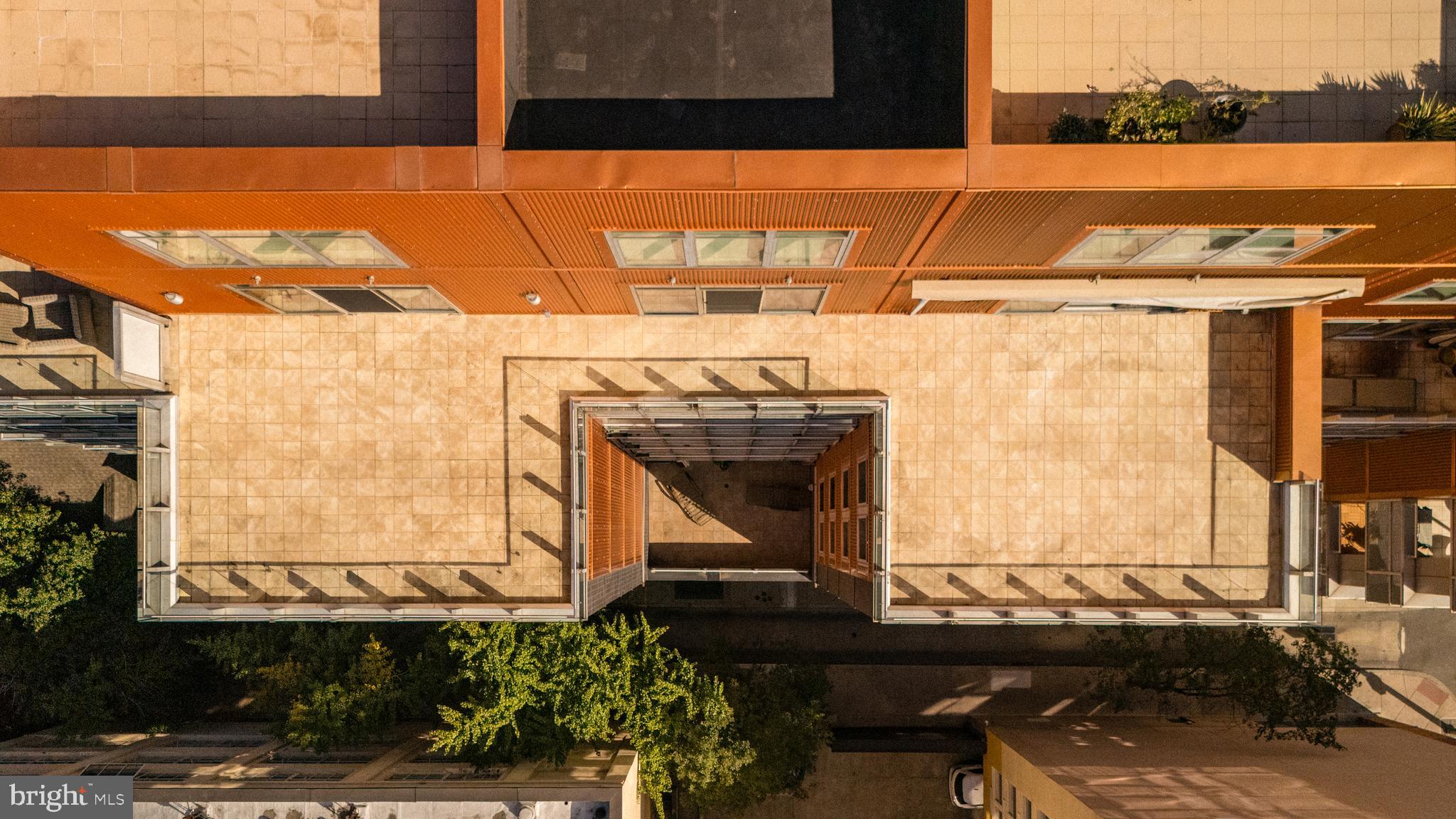 WASHINGTON SQ WEST - Residential