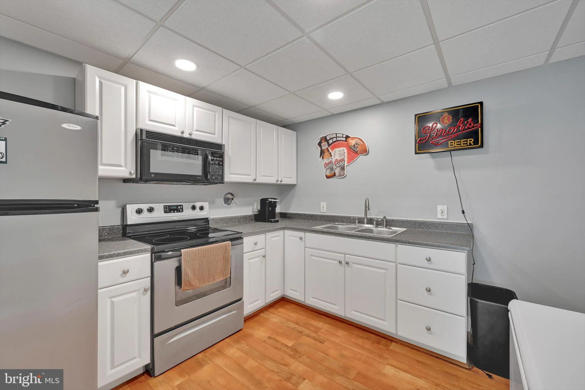 Quarryville, Pennsylvania 17566, United States, 4 Bedrooms Bedrooms, ,4 BathroomsBathrooms,Residential,Active,185925