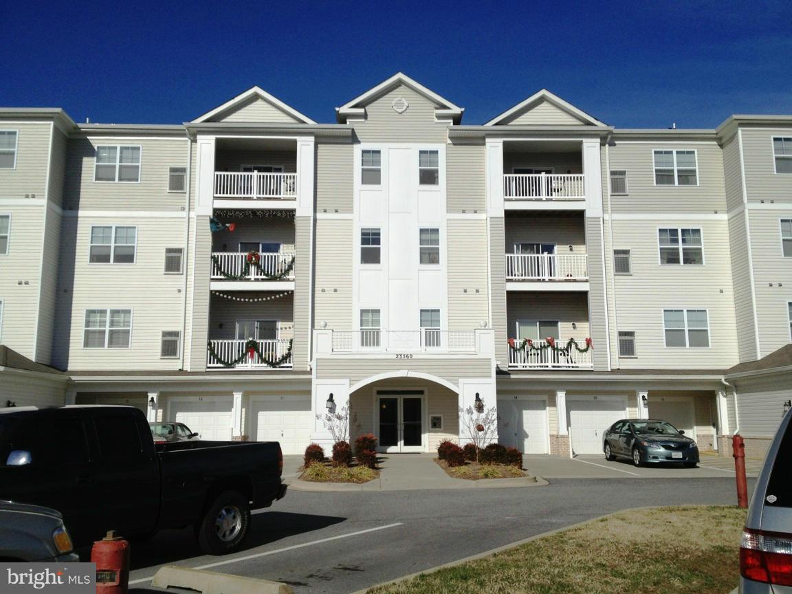 THE RESIDENCES OF WILDEWOOD - Residential Lease