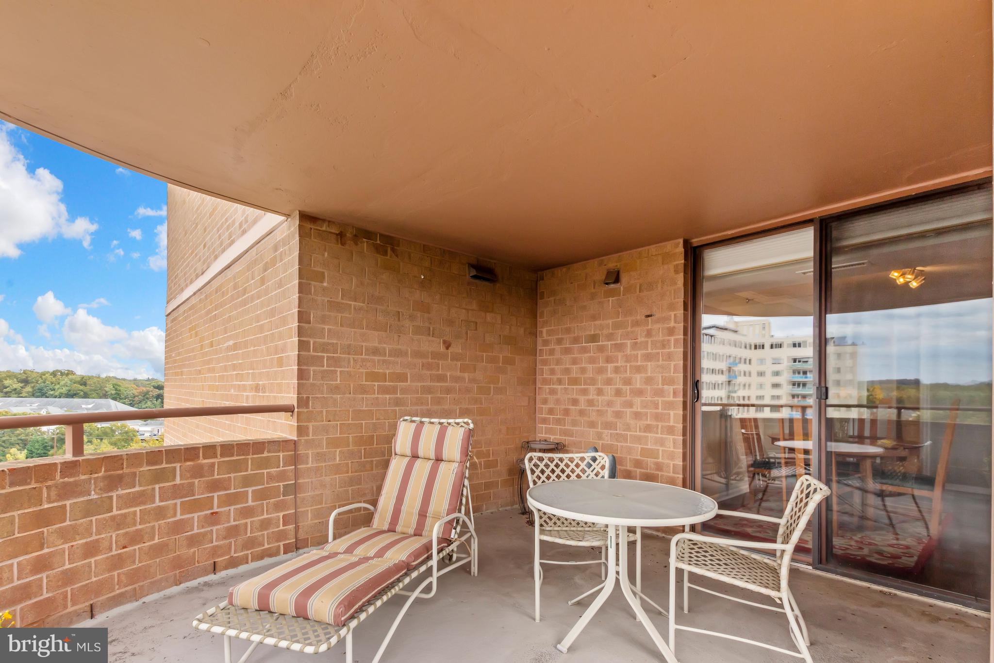 GROSVENOR PARK - Residential