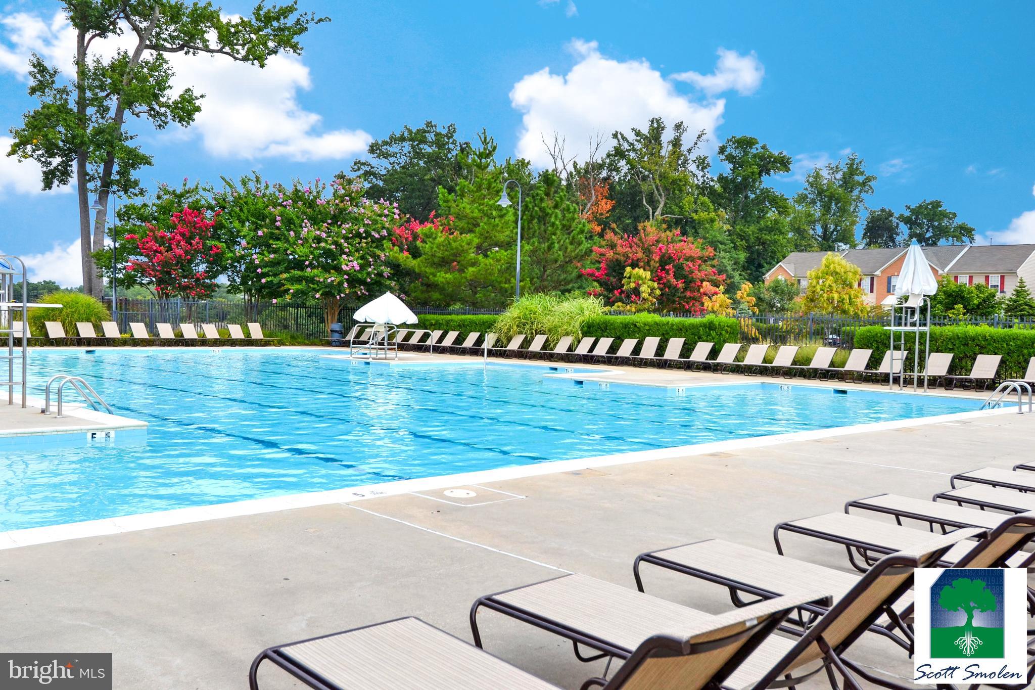 PINEY ORCHARD - Residential