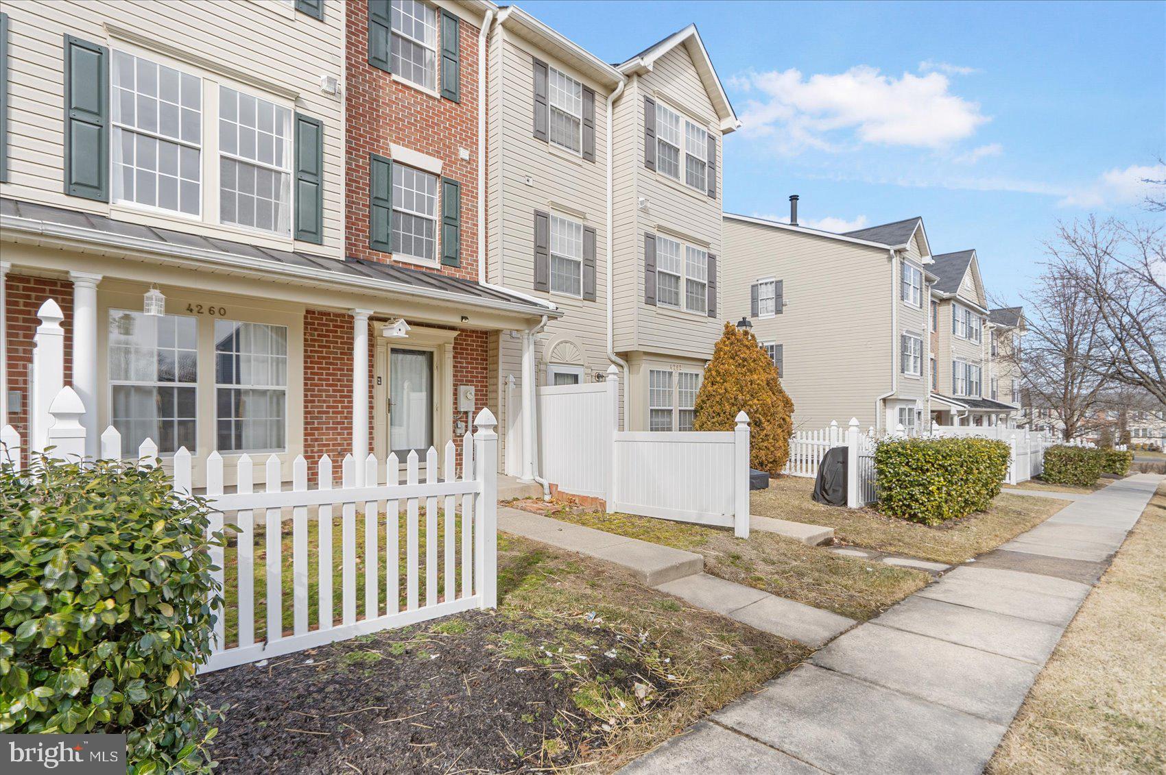 4260 MAPLE PATH CIRCLE 15