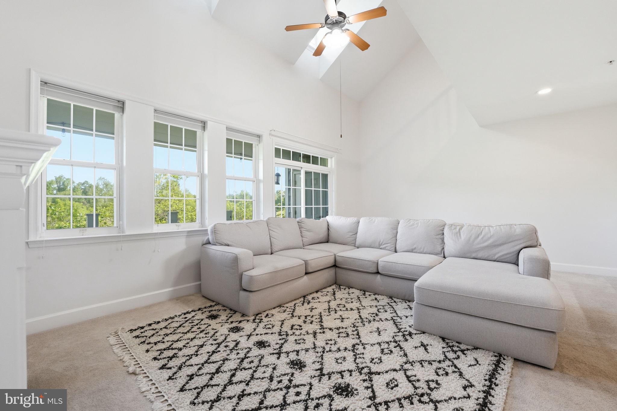 BELMONT BAY - Residential