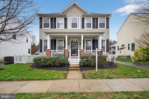 9876 AIREDALE COURT BRISTOW VA 20136