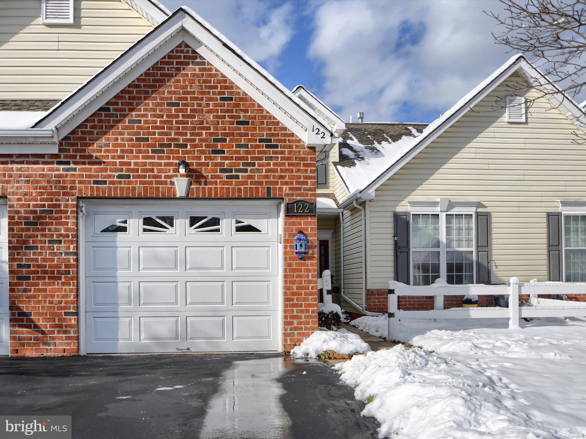 WYNDHAM WOODS - Residential