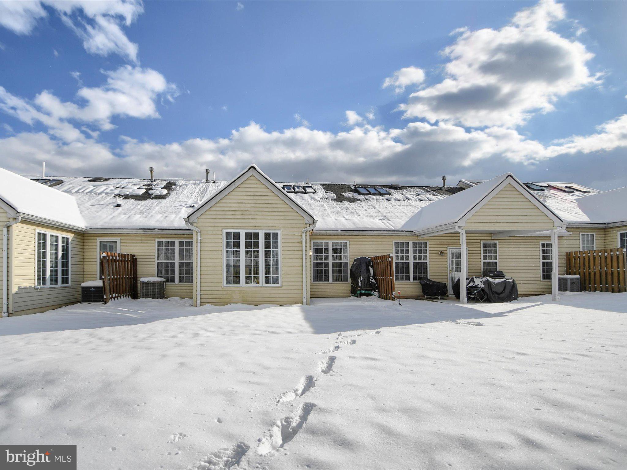 WYNDHAM WOODS - Residential