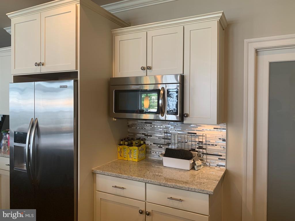 PARKSIDE AT WESTPHALIA - Residential Lease