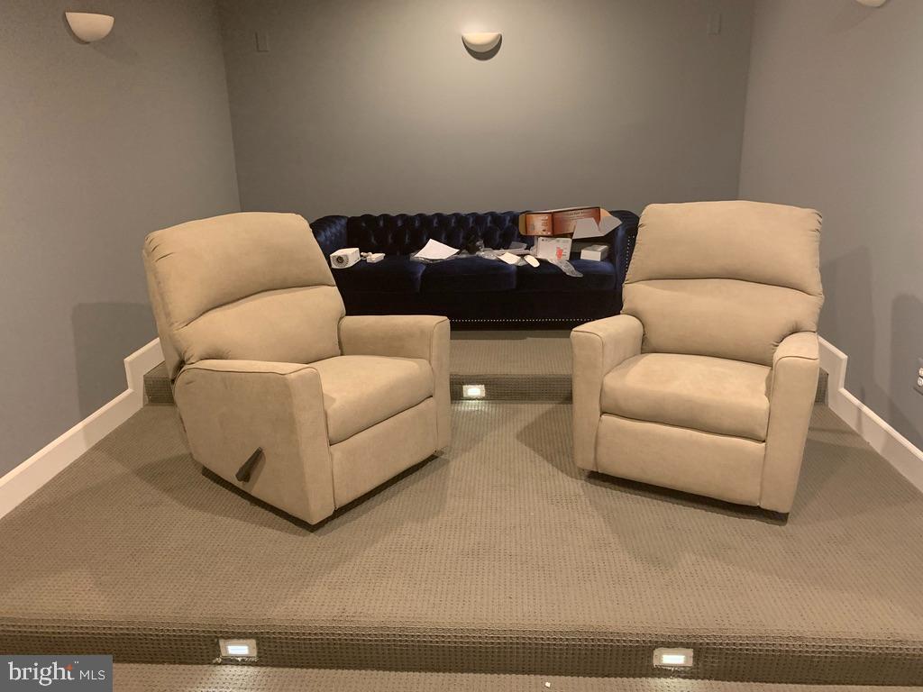 PARKSIDE AT WESTPHALIA - Residential Lease