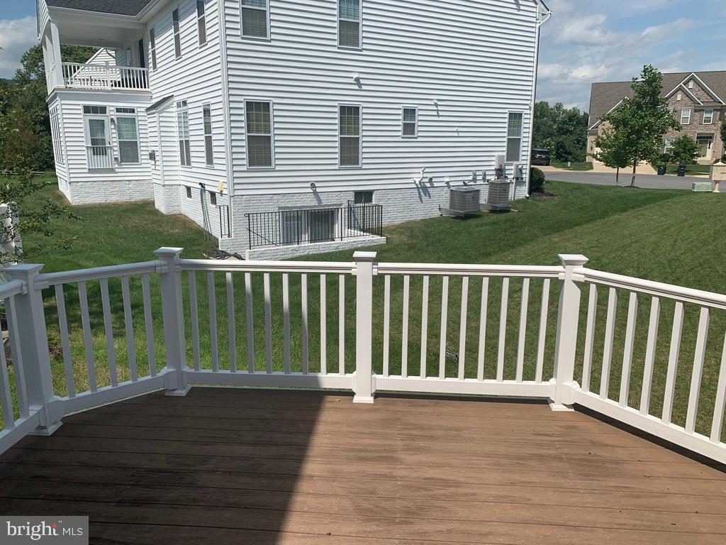 PARKSIDE AT WESTPHALIA - Residential Lease