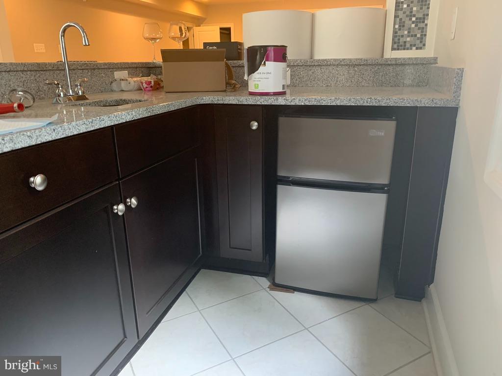 PARKSIDE AT WESTPHALIA - Residential Lease