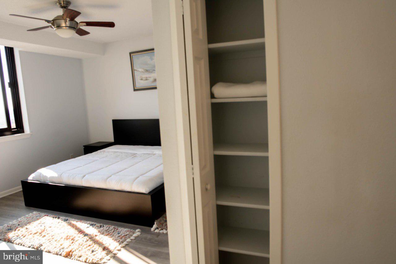 SKYLINE SQUARE CONDO - Residential Lease