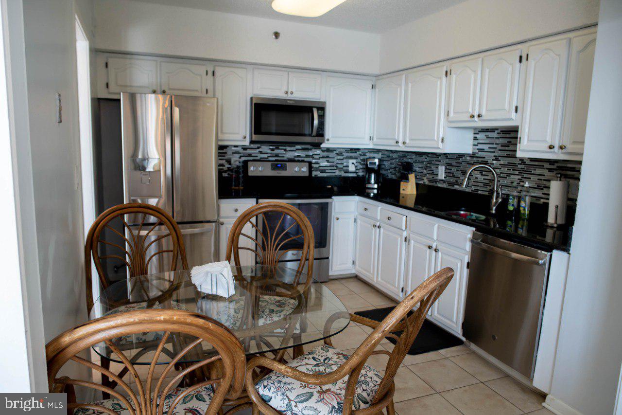 SKYLINE SQUARE CONDO - Residential Lease