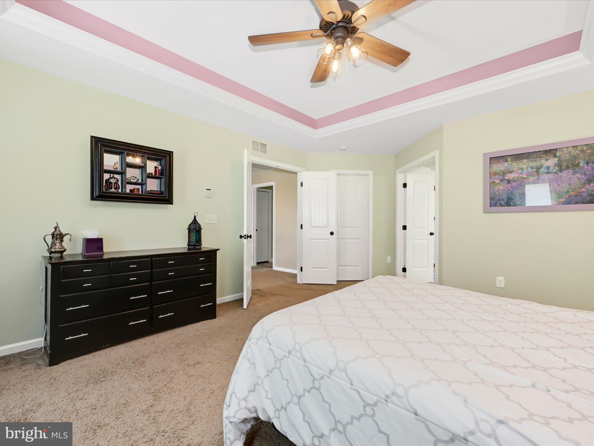 SUMMERLYN GREEN - Residential