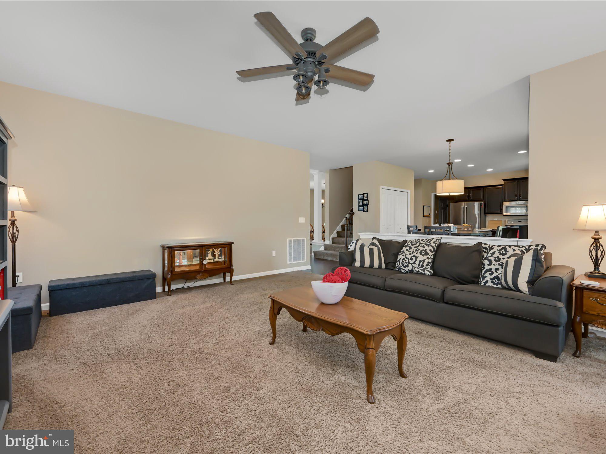 SUMMERLYN GREEN - Residential